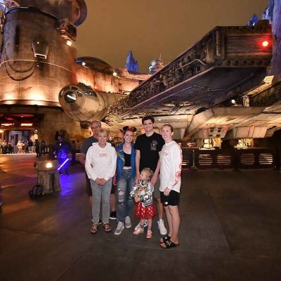 Night time at Star Wars: Galaxy's Edge
